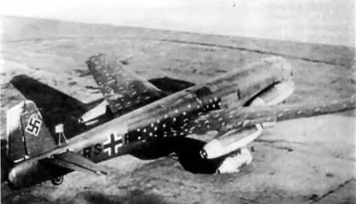 Рис 471 Опытный экземпляр бомбардировщика Ju287 Для ускорения постройки - фото 277