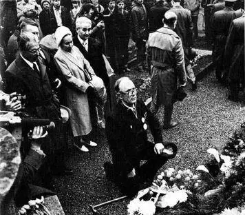 и Александр Гордеев Вместе по улицам Торгау как и в апреле 1945 года - фото 42