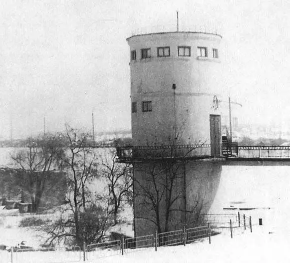 Водокачка у плотины на КРЭС Фото 1978 г Могила В А Дышинского на - фото 21