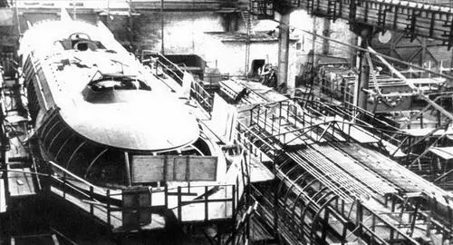 Здание филиала Зеленодольского ПКБ в Керчи 1970 г Слеваруководитель фили - фото 69