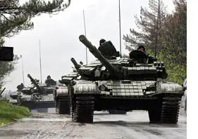 Военный переворот в России произошел в течении одного вечера ввергнув в - фото 20