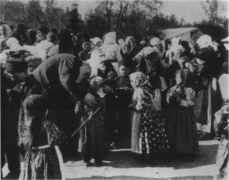 Троицын день в Ясной Поляне Фотография Т Тапселя Май 1909 г Лев Николаевич - фото 48