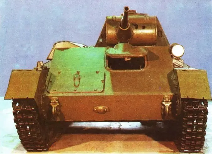 Разработан в 1942 году Выпускался серийно с 1942 по 1943 гг Состоял на - фото 278