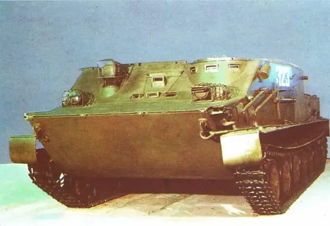 Разработан в 1957 году Выпускался серийно с 1958 г Состоял на вооружении - фото 346