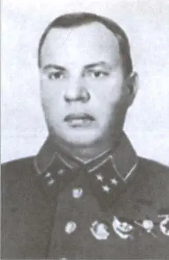 Командующий Ленинградским фронтом генераллейтенант МС Хозин Снимок сделан в - фото 38