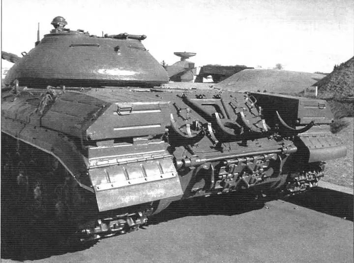 Корпус танка Т10М Вид кормовой части Корпус танка Т10М вид на корму - фото 35