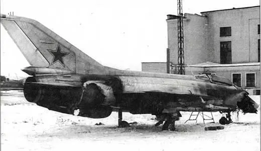 Е6В2 после аварии 10 января 1962 г После сборки первых самолетов начали - фото 40