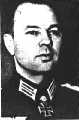 Командир 1й казачьей дивизии Вермахта полковник вермахта Х фон Паннвиц 1943 - фото 22