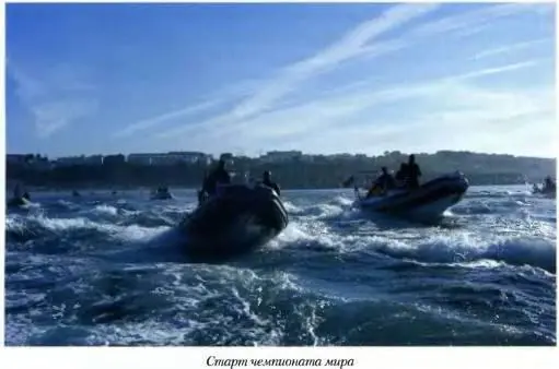 Охотник использует лодку только для перемещений по водоему в остальное время - фото 59
