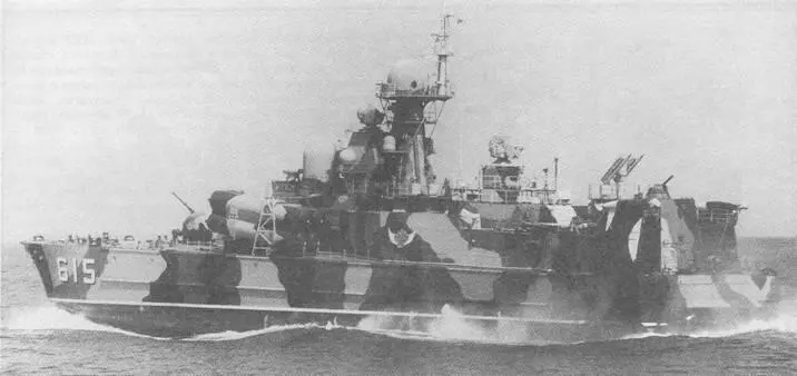 Бора в камуфляжной окраске 1998 г Уникальные боевые корабли - фото 54