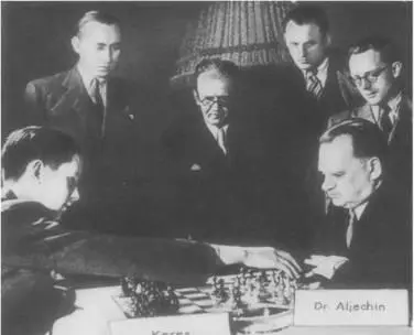 Турнир в Праге 1943 года партия Алехин Керес Уход из жизни Первый - фото 7