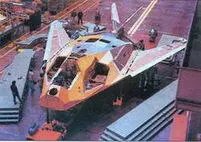 Первый образец F117 в сборочном цехе Разведчик SR71 имеет иссинячерную - фото 311