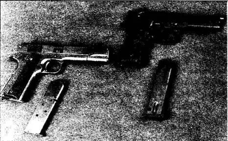 Пистолем М9 в сравнении с M191А Кольт Работа механизмов аналогична Беретте - фото 76