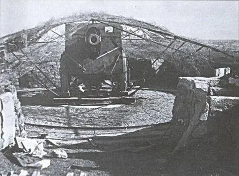 Еще одно 155мм орудие Шнайдера наш снимок 1944 года Сосредоточение - фото 52