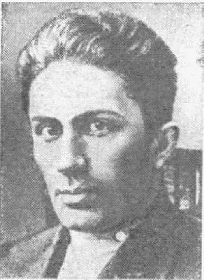 Яков Джугашвили 1930 год В это время в приемную заскочил наш студент И - фото 5