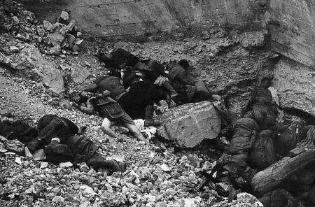 Гарнизоны советских укрепленных районов стояли насмерть Июнь 1941 г Уже 1 - фото 30