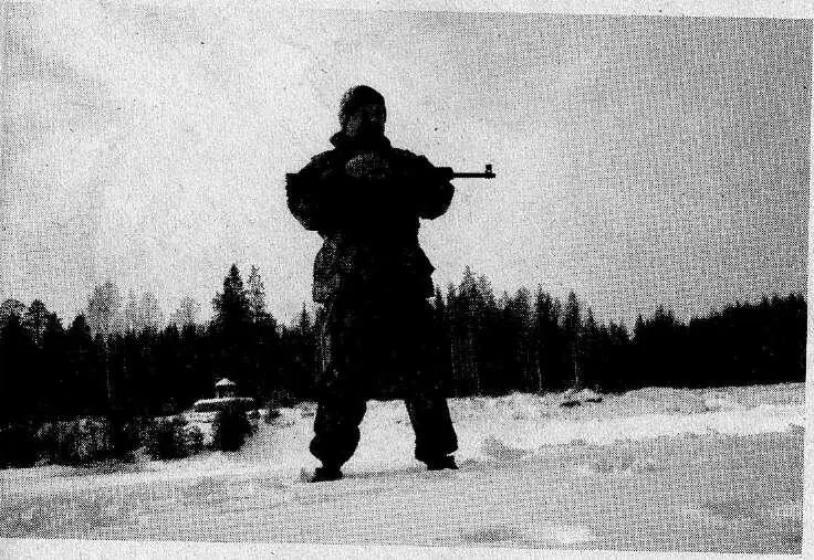 Рис 43 Удобный способ ношения оружия Рис 43 продолжение Удобный способ - фото 196