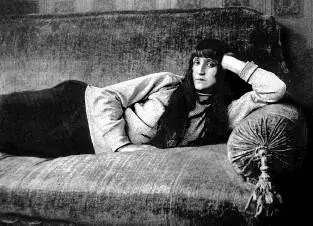 А Ахматова на даче Щеголевых в Сиверской 1925 г Фотография Пунина Лотова - фото 95