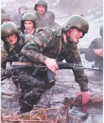 Повседневная жизнь российского спецназа - фото 6