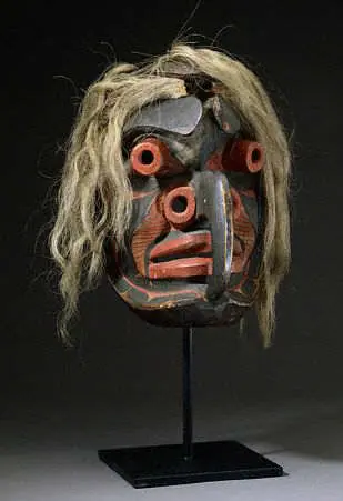 Рисунок 2 A Heiltsuk Mask Рисунок 3 Bella Coola Ancestor Mask - фото 2