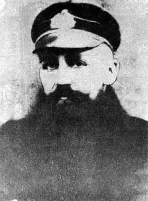 Г А Бутаков начальник 9го дивизиона истребителей АВФ Канлодка Знамя - фото 46