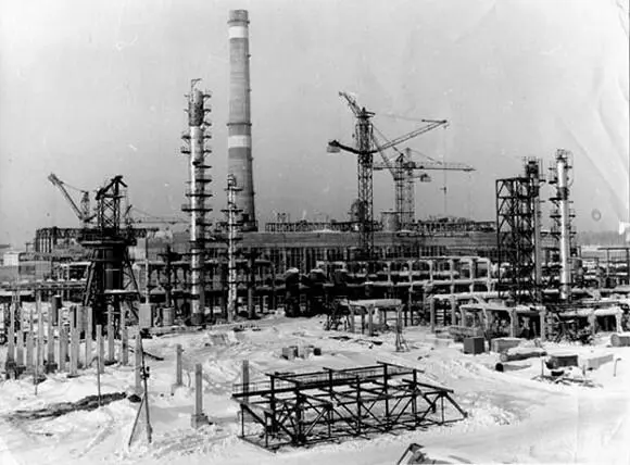 Томск 1981 г Часть панорамы строительства Томского нефтехимического - фото 11