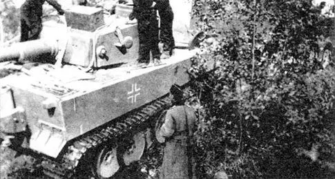 Эвакуация тяжелого танка Тигр после первого боя 29 августа 1942 года У этой - фото 20