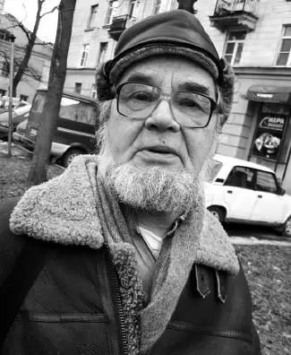 AM Суриков на месте родных пенат на Институтском проспекте Фото С - фото 179