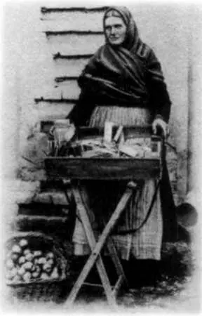 Лоточница 1900е гг Разносчик кваса 1900е гг Пирожник 1900е гг - фото 30