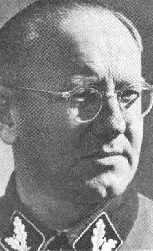 Хельмут Беккер командир танковой дивизии СС Мертвая голова Несмотря на это - фото 24