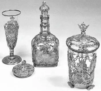 Стакан графин и бокал с крышкой 1768 г Мастер И Хасстельген Столовый - фото 247