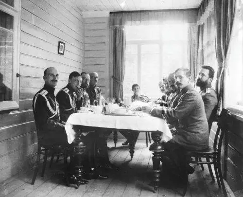 Ставка Маленькая комната для закусок Слева великий князь Павел - фото 332