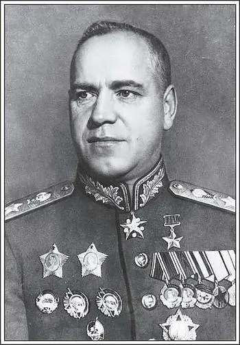 Маршал Советского Союза Г К Жуков занимает особое место в плеяде - фото 26