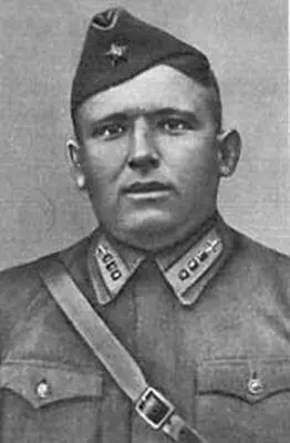 И Д Борисов А К Антоненко П А Бринько слева рассказывает - фото 17