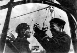 На эсминце Фрунзе во время занятий по специальности 1933 г Происшествие - фото 34