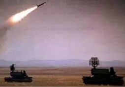 Пуск ракеты 9М331 ЗРК ТорМ1 фото из журнала Военный Парад Пакет с - фото 234