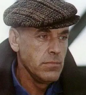 актер кино Мертвый сезон 1968 Возвращение к жизни 1971 Личной - фото 163