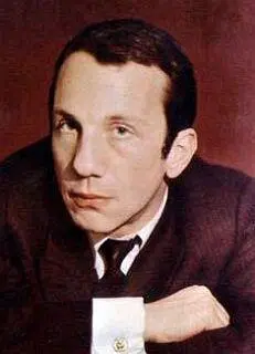 Савелий Крамаров родился 13 октября 1934 года в Бауманском районе Москвы в - фото 63