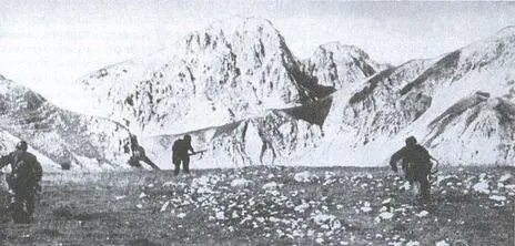 Вскоре после приземления на массиве ГранСассодИталия для освобождения - фото 94