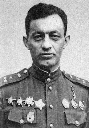 А Х Бабаджанян в начале 1945 года Поток техники и новых войсковых частей был - фото 33