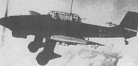 Ju87 из StG2 Иммельманн Пятый боевой вылет в ходе долгого боевого дня - фото 44