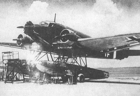 Гидросамолет Ju52 который прозвали Юнкере в башмаках Он отлично проявил себя - фото 157
