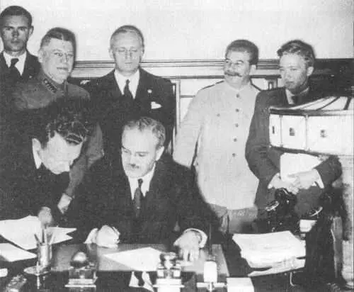 Подписание советскогерманского пакта о ненападении 1939 г Подписание - фото 7