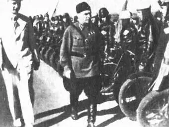 Всегда с молодежью В Л Чкалов главный судья соревнований 1938 г 38 - фото 26