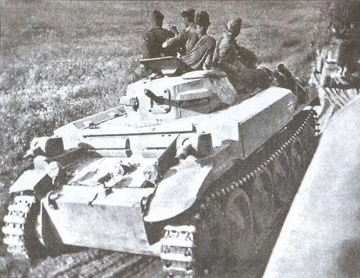 Огнеметный танк PzKpfwII F SdKfz122 из состава 3й роты 100го - фото 10