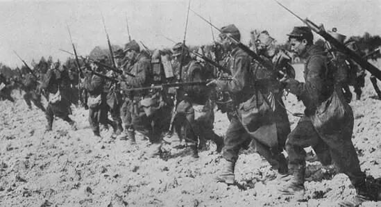 Началась одна из страшнейших атак за время этой войны и всех войн вообще - фото 13