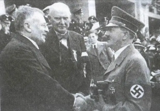 Ги тлер благодарит Хедина за его речь Стокгольм 3 июня 1937 года Известная - фото 29