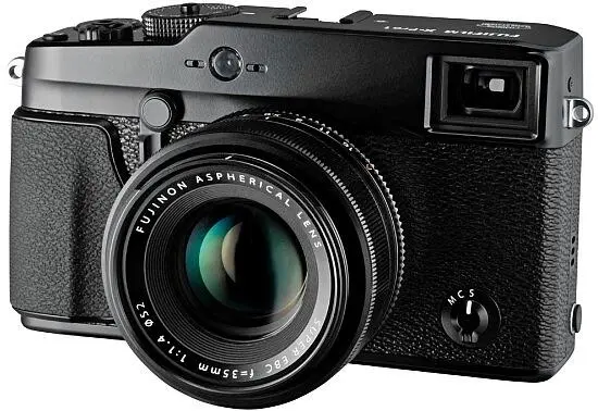 Заявленный диапазон светочувствительности от 200 до 6400 единиц ISO - фото 30