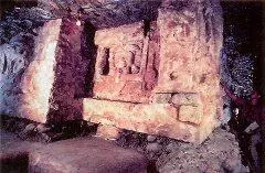 Обнаружили же потаенный памятник лишь в 1992 году Гондурасский археолог - фото 72