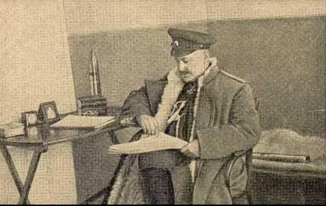 АА Самойло в штабе Западного фронта зима 191516 года Военным министром у - фото 4
